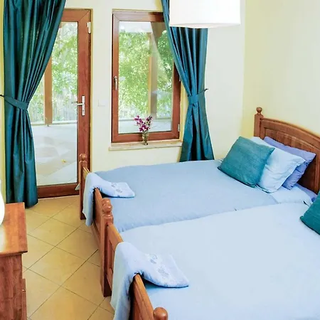 D'louca Dalyan